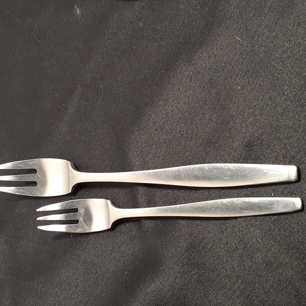 RARE Vtg Dansk Variation V IHQ 5pc place settings. Good pre-owned condition. - Picture 3 of 4
